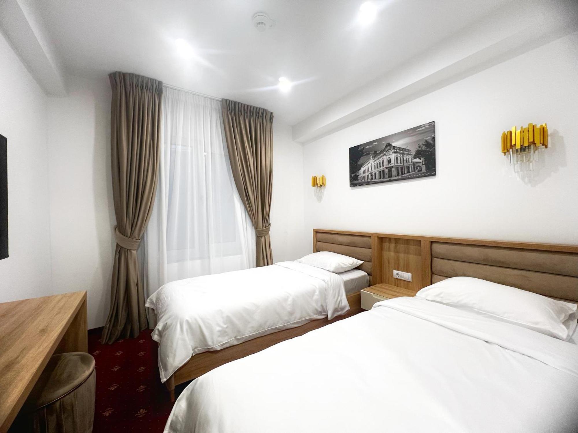 Mimi Hotel Corabia Zewnętrze zdjęcie